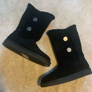 Kookaburra Ugg Women Kinslei Tall Metal Button